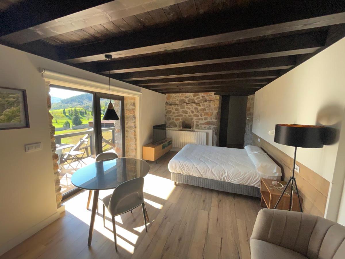 Apartamentos Picabel Onís Zewnętrze zdjęcie