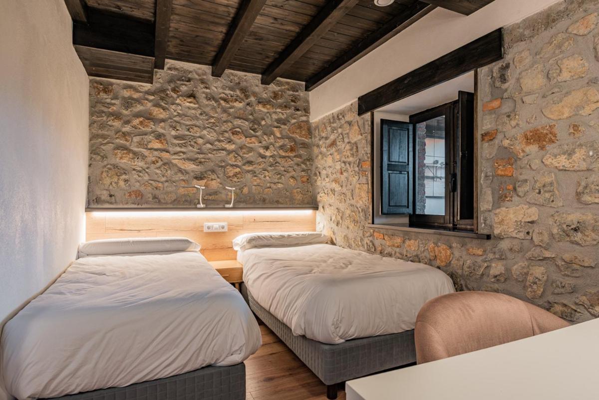 Apartamentos Picabel Onís Zewnętrze zdjęcie