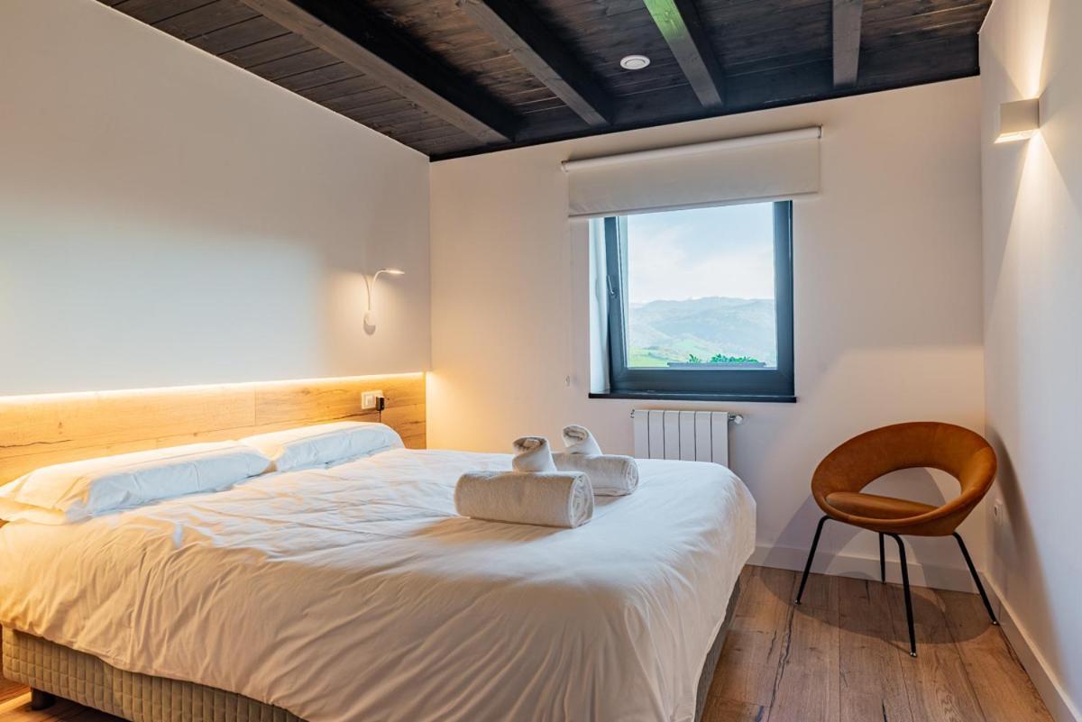Apartamentos Picabel Onís Zewnętrze zdjęcie